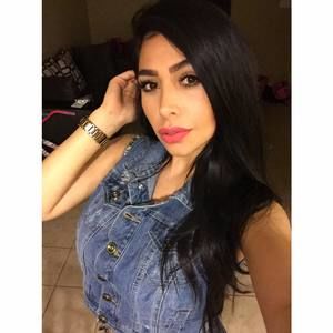 Meet your Posher, Lucia